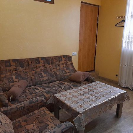 Guest House in Center Jerevan Buitenkant foto