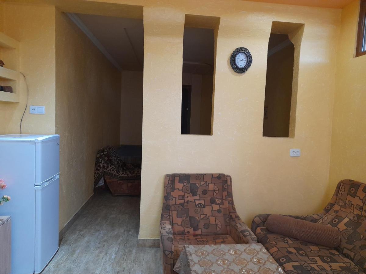 Guest House in Center Jerevan Buitenkant foto