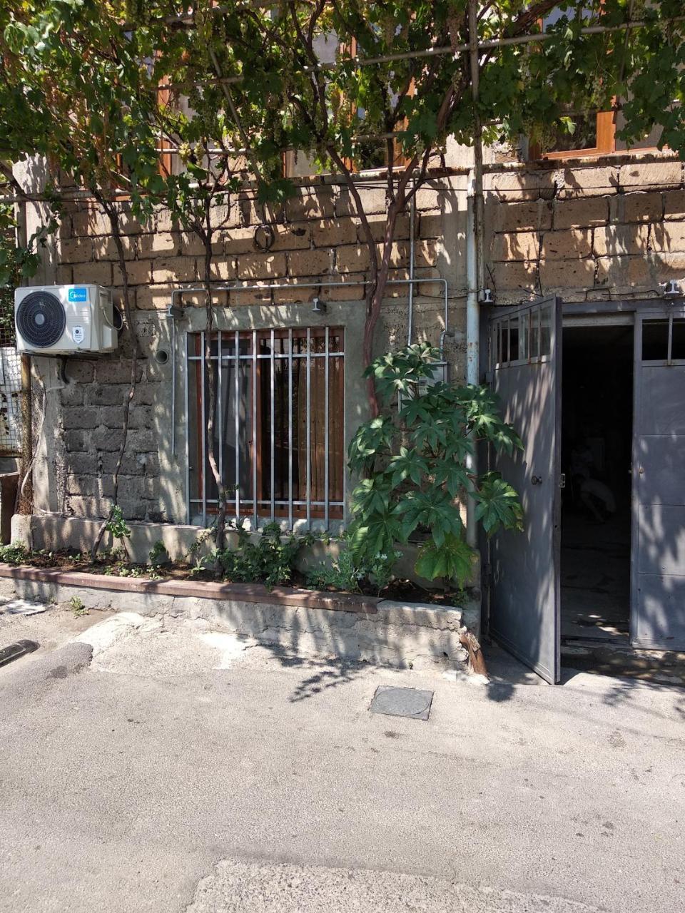 Guest House in Center Jerevan Buitenkant foto